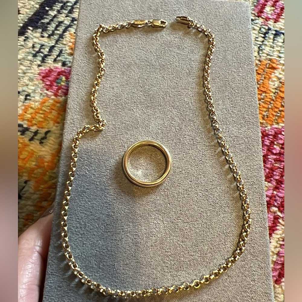14k solid gold rolo chain and 14k solid gold band
